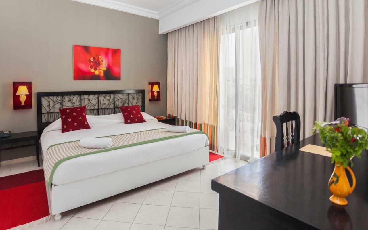 Le Petit Palais & Spa Hotel Mezraia Екстериор снимка