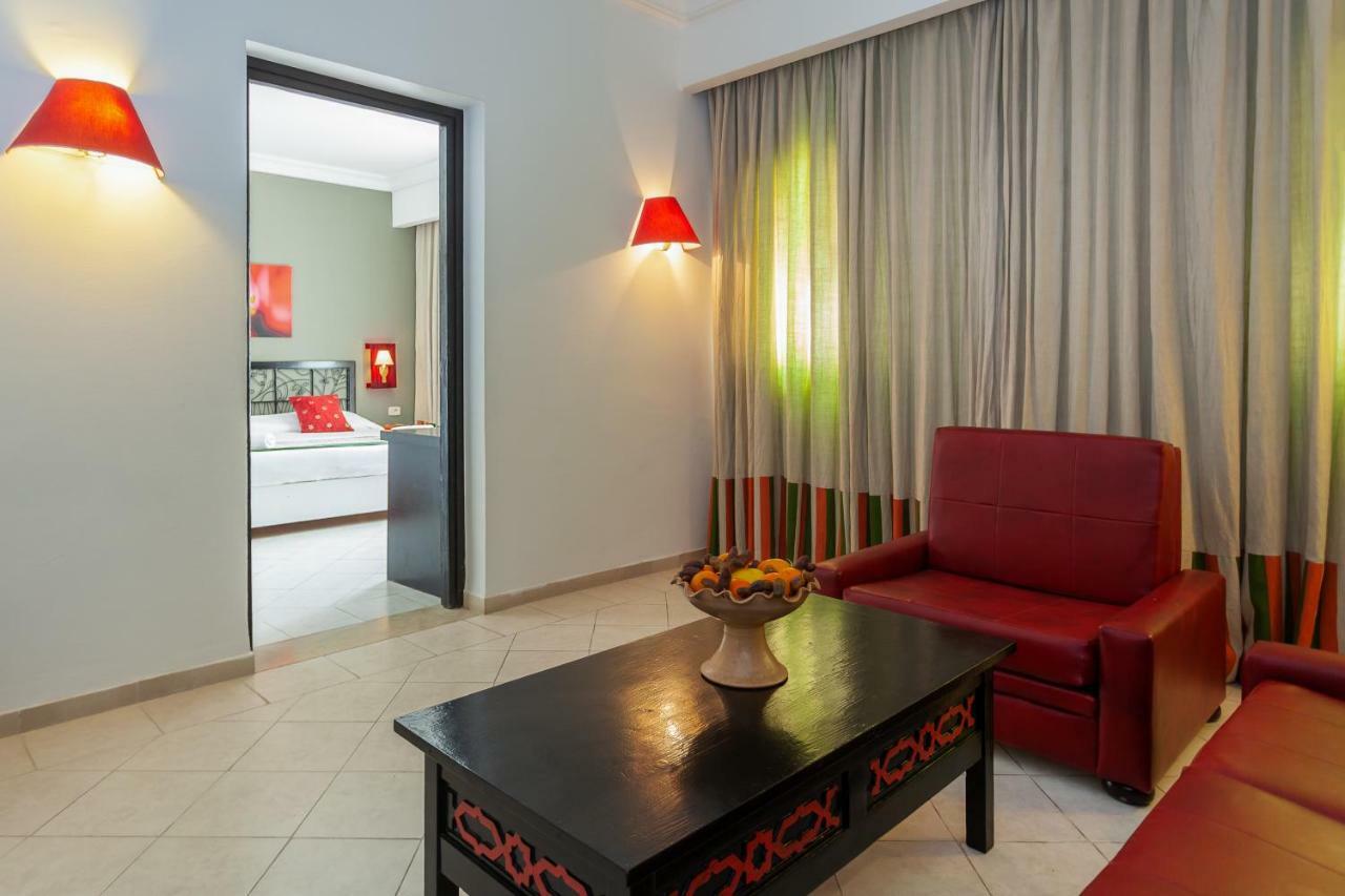 Le Petit Palais & Spa Hotel Mezraia Екстериор снимка