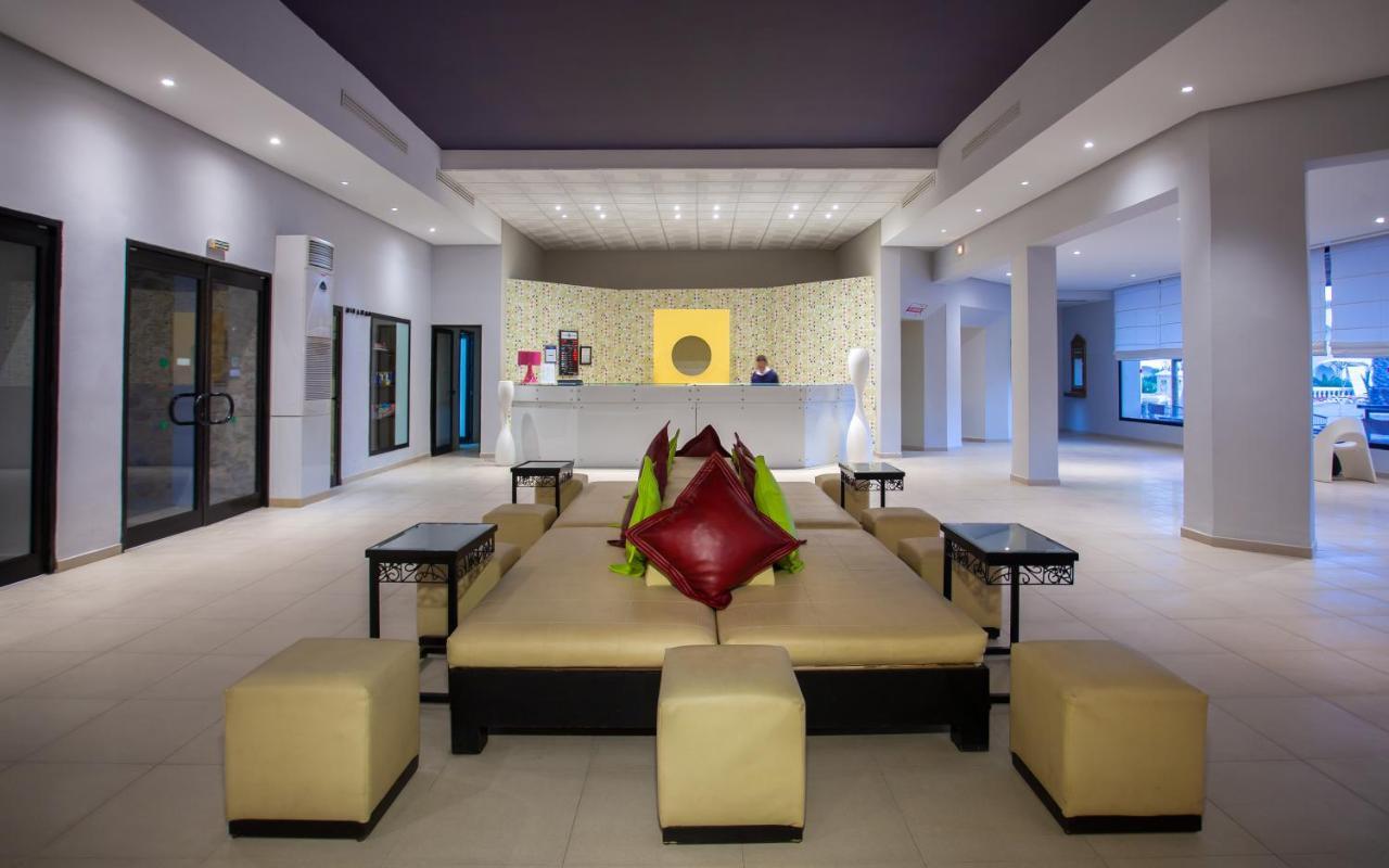 Le Petit Palais & Spa Hotel Mezraia Екстериор снимка
